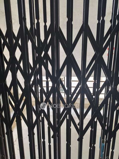 2 BHK Flat In Suyog Sahakari Society For Sale  In Kasba Peth