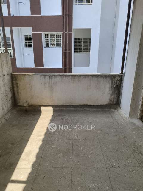 2 BHK Flat In Suyog Sahakari Society For Sale  In Kasba Peth