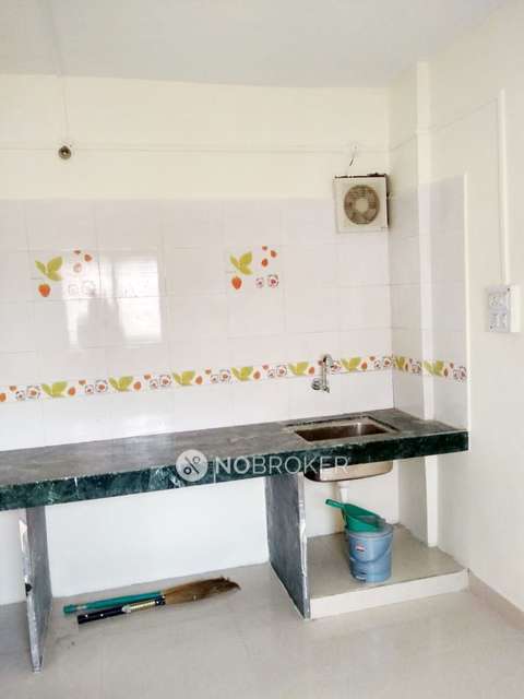 2 BHK Flat In Suyog Sahakari Society For Sale  In Kasba Peth