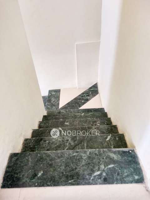 2 BHK Flat In Suyog Sahakari Society For Sale  In Kasba Peth