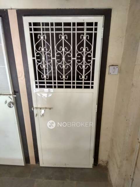 2 BHK Flat In Suyog Sahakari Society For Sale  In Kasba Peth