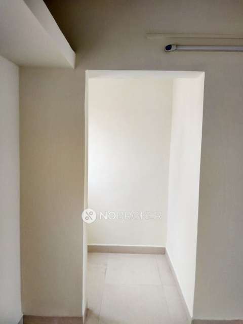 2 BHK Flat In Suyog Sahakari Society For Sale  In Kasba Peth