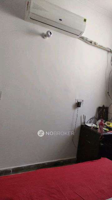 2 BHK Flat In Vishnu Garden For Sale  In Vishnu Garden