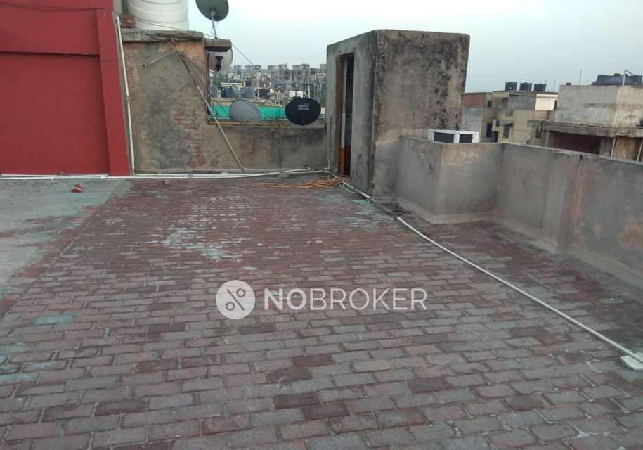 1 BHK Flat For Sale  In Shalimar Garden,