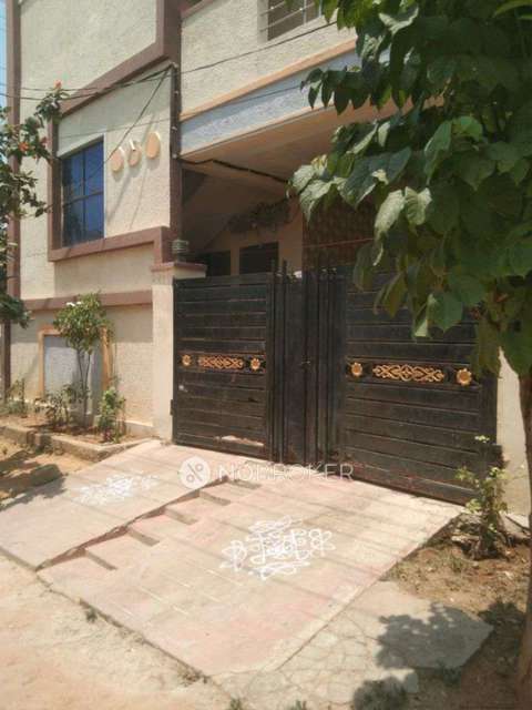 1 RK Flat for Rent  In  Rampally