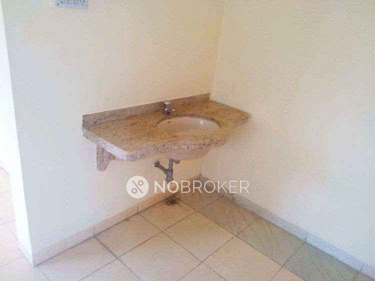 1 BHK Flat In Narmada Apartments for Rent In Hadapsar