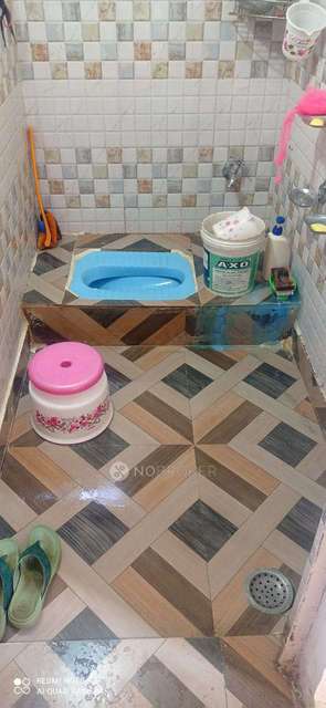 4+ BHK Flat For Sale  In J Block Mangolpuri