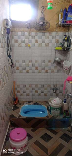 4+ BHK Flat For Sale  In J Block Mangolpuri