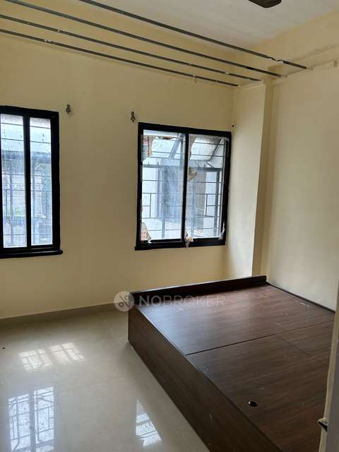 1 BHK Flat In Om Ganesh Housing Society For Sale  In Budhwar Peth