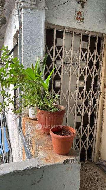 1 BHK Flat In Om Ganesh Housing Society For Sale  In Budhwar Peth