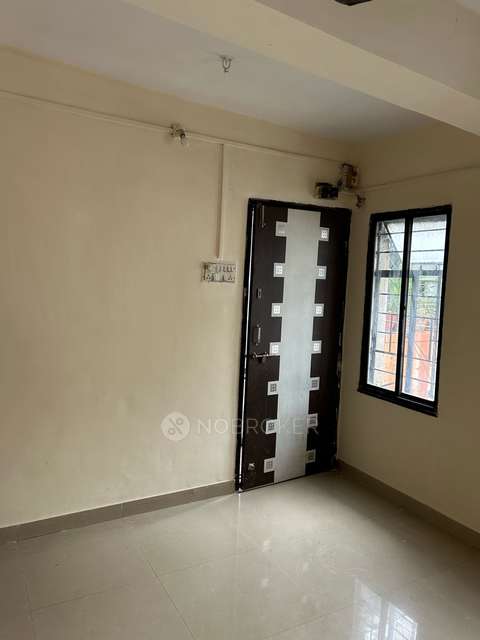1 BHK Flat In Om Ganesh Housing Society For Sale  In Budhwar Peth
