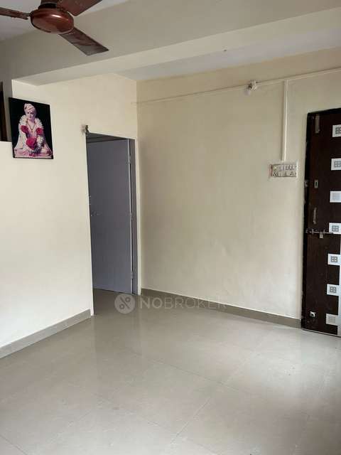 1 BHK Flat In Om Ganesh Housing Society For Sale  In Budhwar Peth