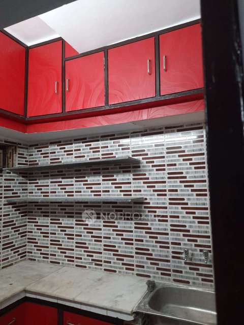 1 BHK Flat In Dda Lig Flats For Sale  In Rohini, New Delhi