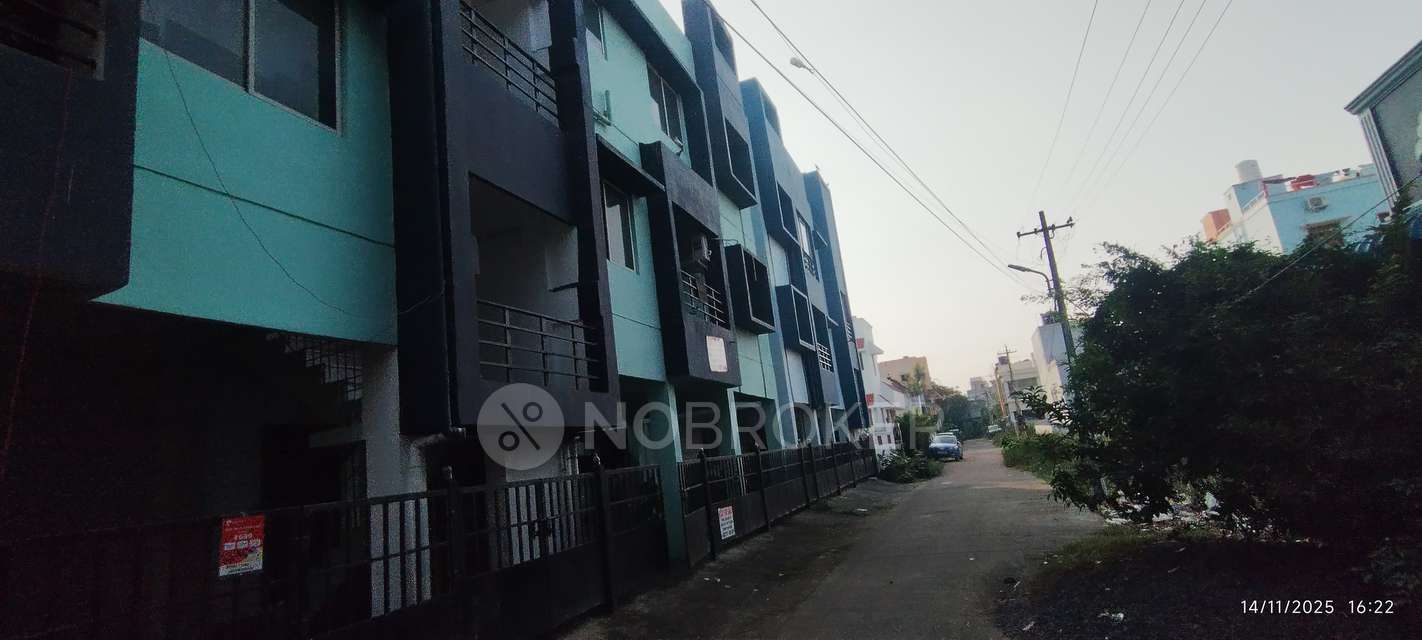 2 BHK Flat In Montberg Apartment For Sale  In Kolapakkam