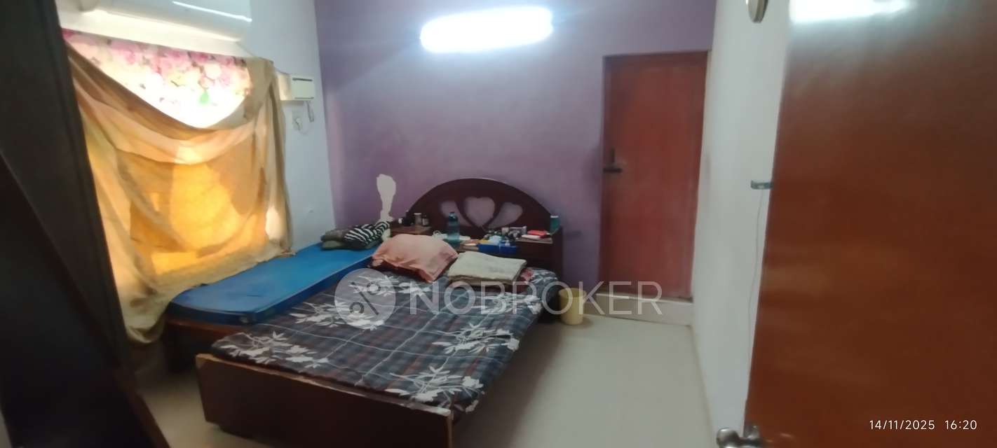 2 BHK Flat In Montberg Apartment For Sale  In Kolapakkam