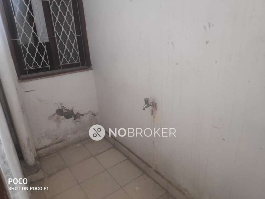 3 BHK Flat In Stnadlone Building For Sale  In Vasundhara