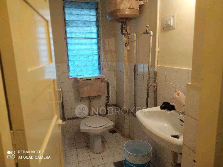 1 RK Flat In Raheja Gardens for Rent  In Wanwadi