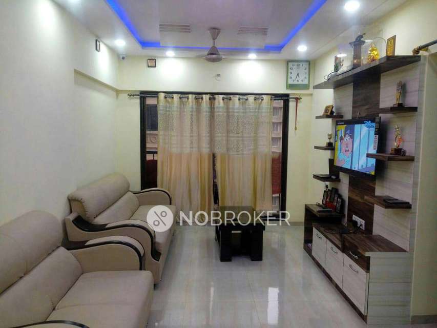 2 BHK Flat In Ratnadeep Chs For Sale  In Tilak Nagar Post Office