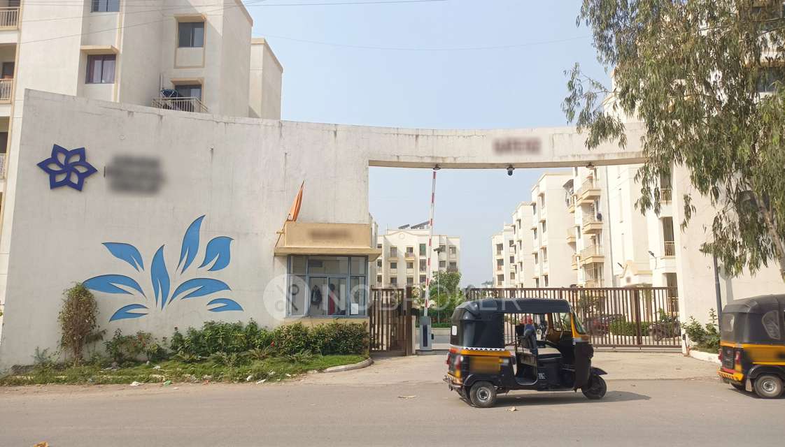 1 BHK Flat In Peninsula Address One for Rent  In Gahunje