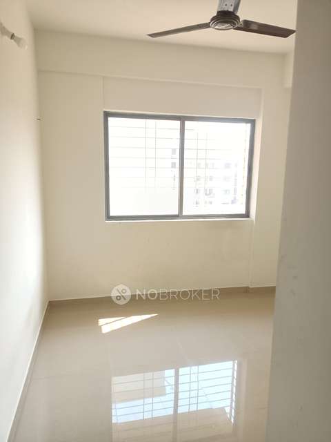 1 BHK Flat In Peninsula Address One for Rent  In Gahunje
