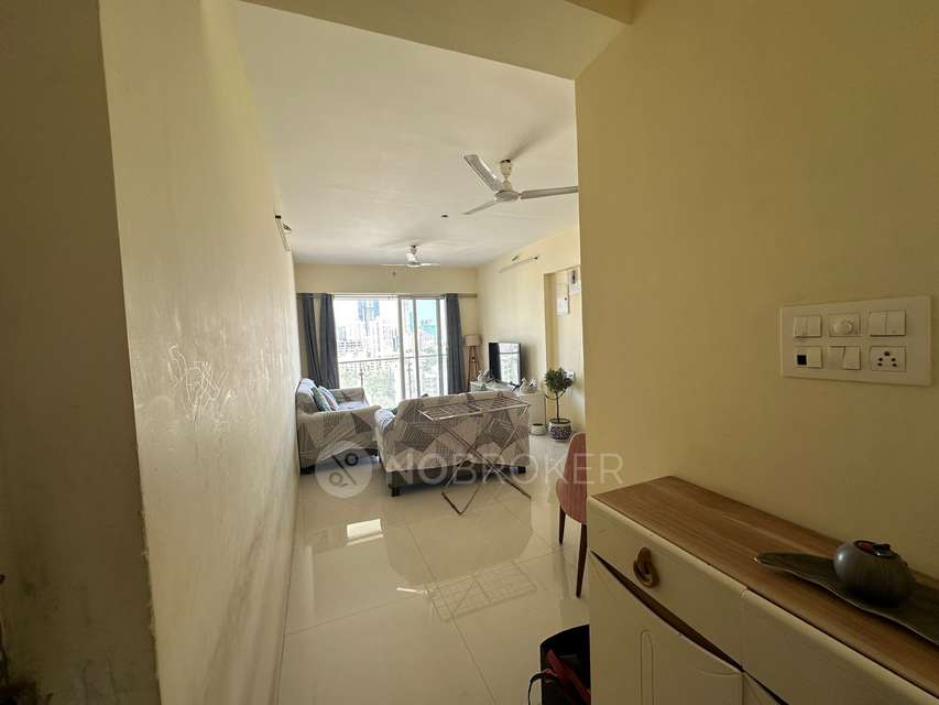 2 BHK Flat In Solitaire Heights For Sale  In 5rjr+jfw, Malad, Somwari Bazar, Malad West, Mumbai, Maharashtra 400064, India