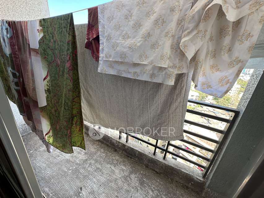 2 BHK Flat In Solitaire Heights For Sale  In 5rjr+jfw, Malad, Somwari Bazar, Malad West, Mumbai, Maharashtra 400064, India