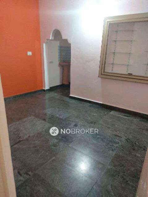1 BHK Flat In Spoorthi Building  for Rent  In Kodigehallli