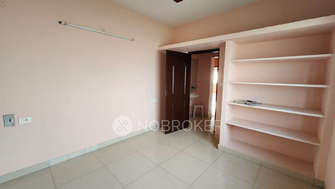 2 BHK Flat In Visvarupa Apartments, Trichy For Sale  In Ramapuram