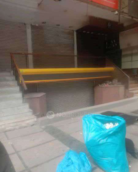 Showroom in Lajpat Nagar, Delhi for Rent 