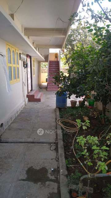 4+ BHK House For Sale  In B.n Reddy Nagar