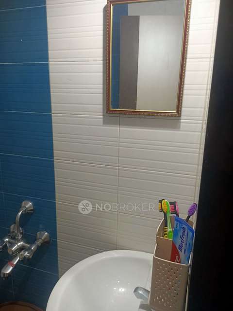 2 BHK Flat In Sai Darshan Chs Society   For Sale  In Chembur