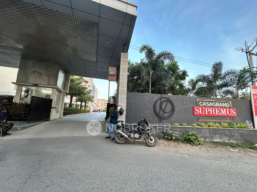 2 BHK Flat In Casagrand Supremus For Sale  In Thalambur