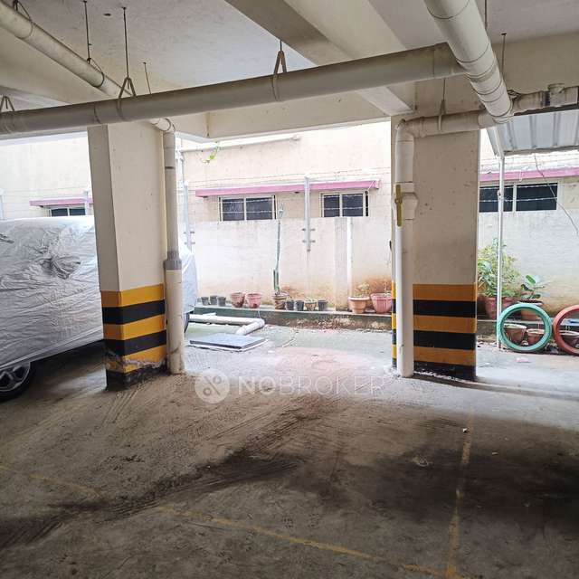 2 BHK Flat In Prabhavathi Towers For Sale  In Hongasandra