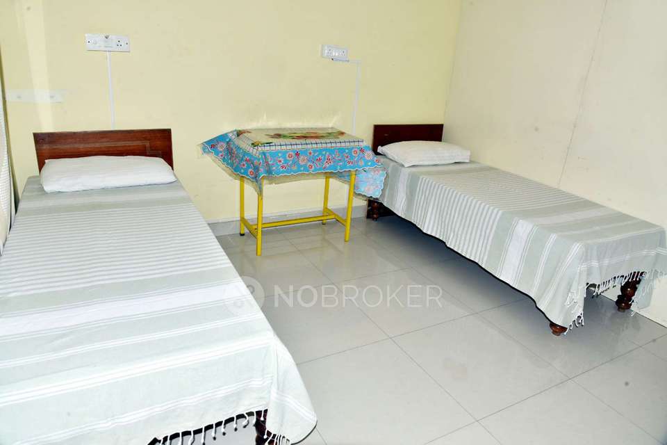 PG for Boys in Halasuru