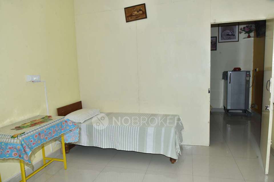 PG for Boys in Halasuru