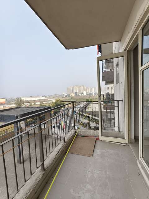 2 BHK Flat In Rof Aalayas For Sale  In Sector-102