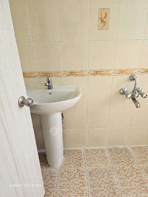 2 BHK Flat In Shantai Apartment for Rent  In Tingre Nagar