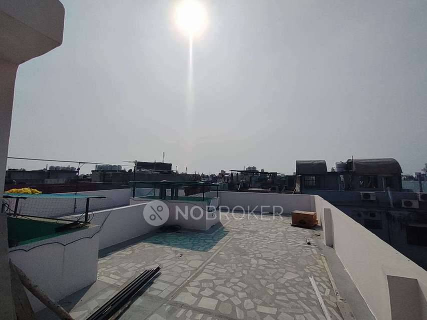 2 BHK Flat In Prabal Mansion  For Sale  In Pandav Nagar