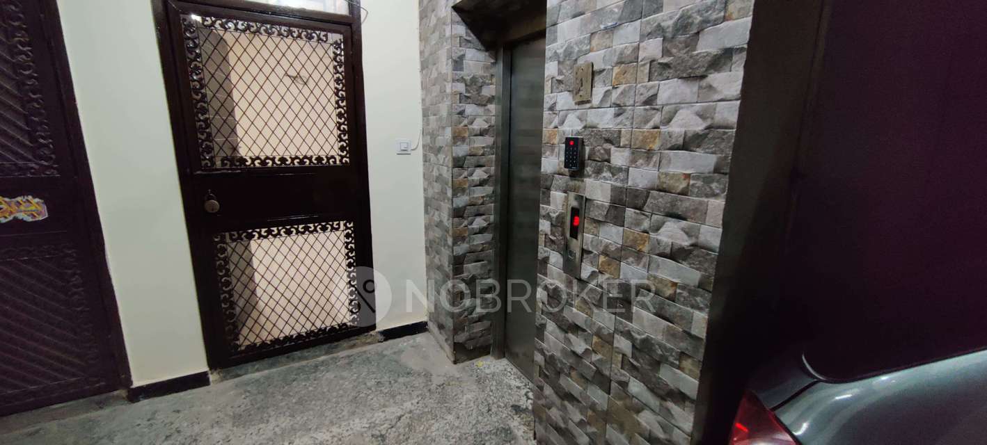 3 BHK Flat In United Apartment  For Sale  In Uttam Nagar