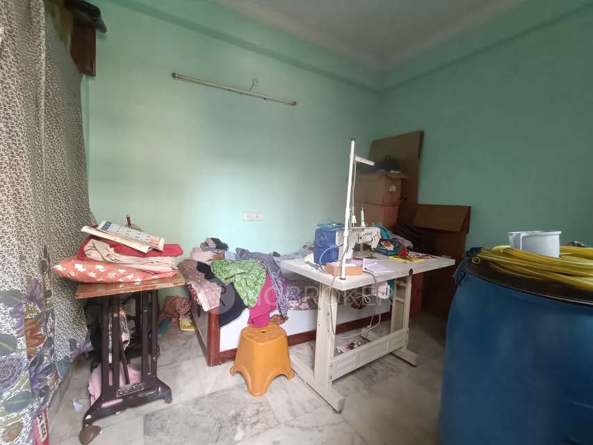 2 BHK Flat In Singhal Arcade For Sale  In Peerzadiguda