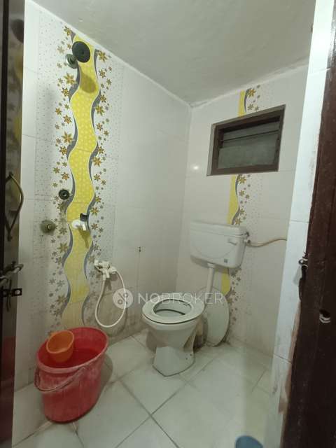 2 BHK Flat In Singhal Arcade For Sale  In Peerzadiguda