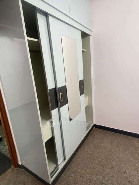 1 BHK Flat for Rent  In  Kumaraswamy Layout