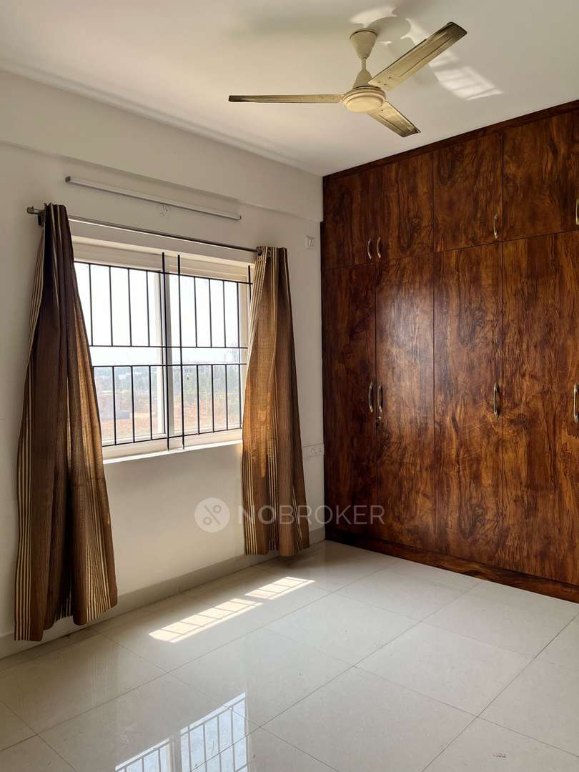 Saiven Siesta Sarjapur Road Rent WITHOUT BROKERAGE Semifurnished 2