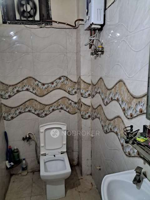 1 BHK Flat For Sale  In Yusufpur