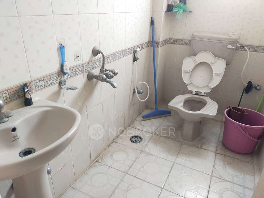3 BHK Flat In Saptagiri Mansion For Sale  In Hal 2nd Stage