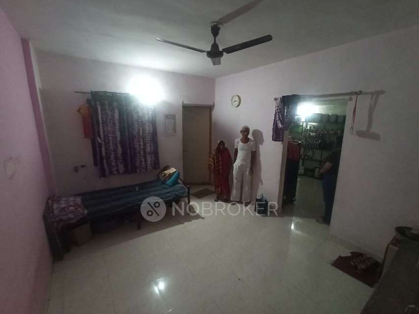 2 BHK Flat In Srinath Palace For Sale  In Manjri Bk 