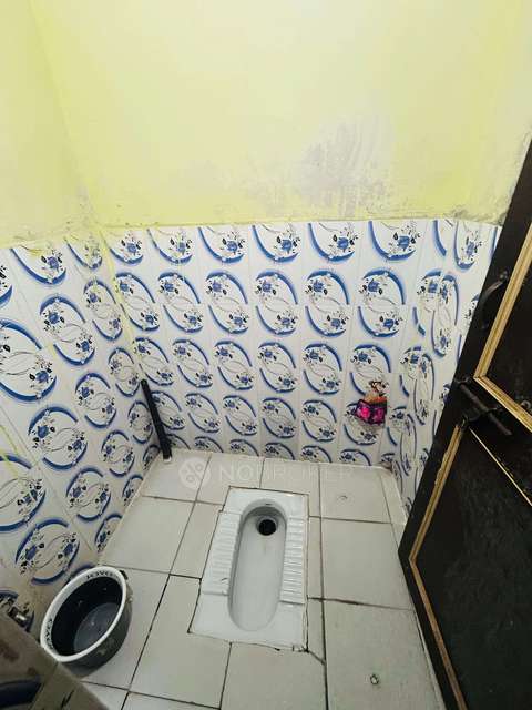 Shared Room for Male In 1 BHK  In Shri Swami Samarth In Kothrud