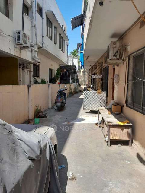 2 BHK Flat In Karthik Villas For Sale  In Mylapore