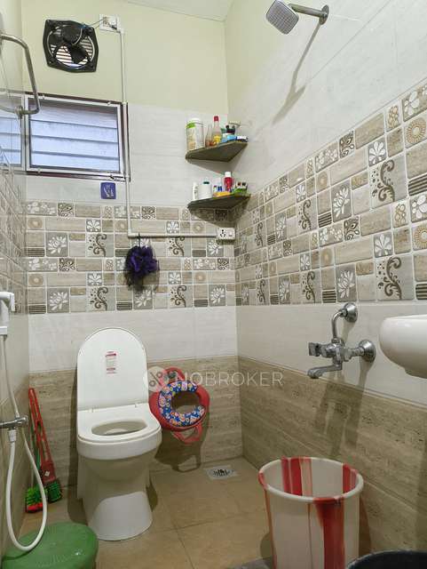 3 BHK Flat In Jr Crown For Sale  In Chennai