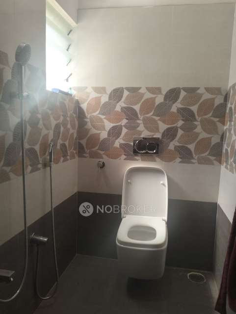 4+ BHK House For Sale  In  Naagarabhaavi